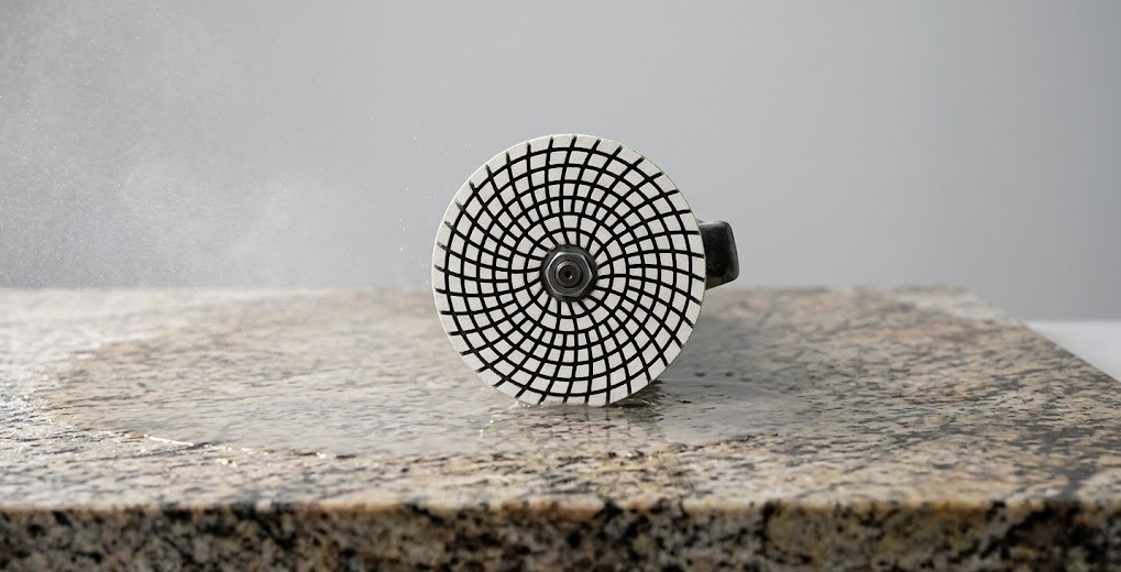 Can You Use a 4-Inch Wet Polishing Pad on a 5-Inch Angle Grinder?